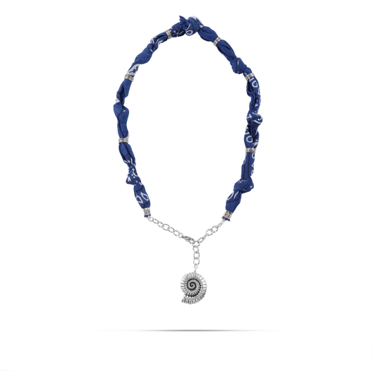 Χειροποίητο κολιέ από μπαντάνα και θαλασσινά στοιχεία Mar and Mar Isaya Seashell (Blue) Silver από ανοξείδωτο ατσάλι