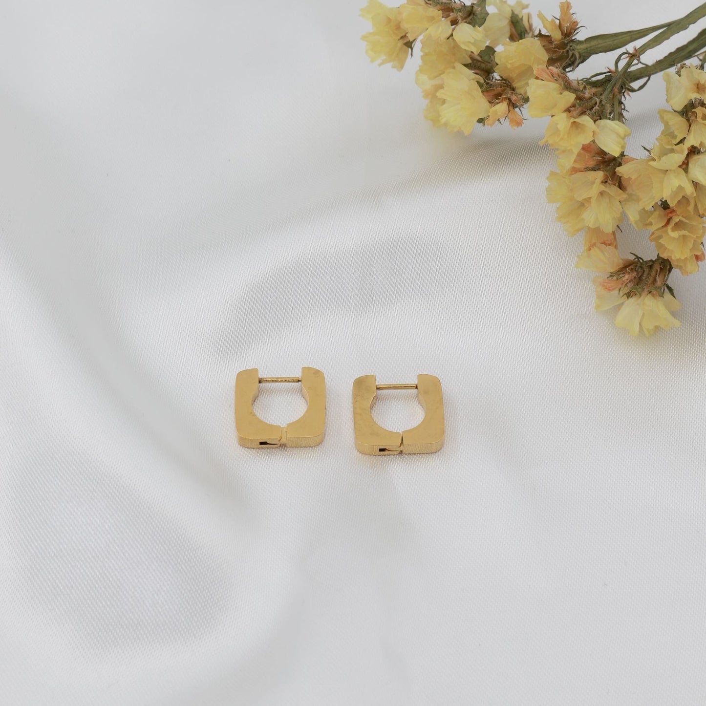 Σκουλαρίκια κρίκοι γεωμετρικοί Mar and Mar Mini Hoops ( Shape ) από ανοξείδωτο ατσάλι