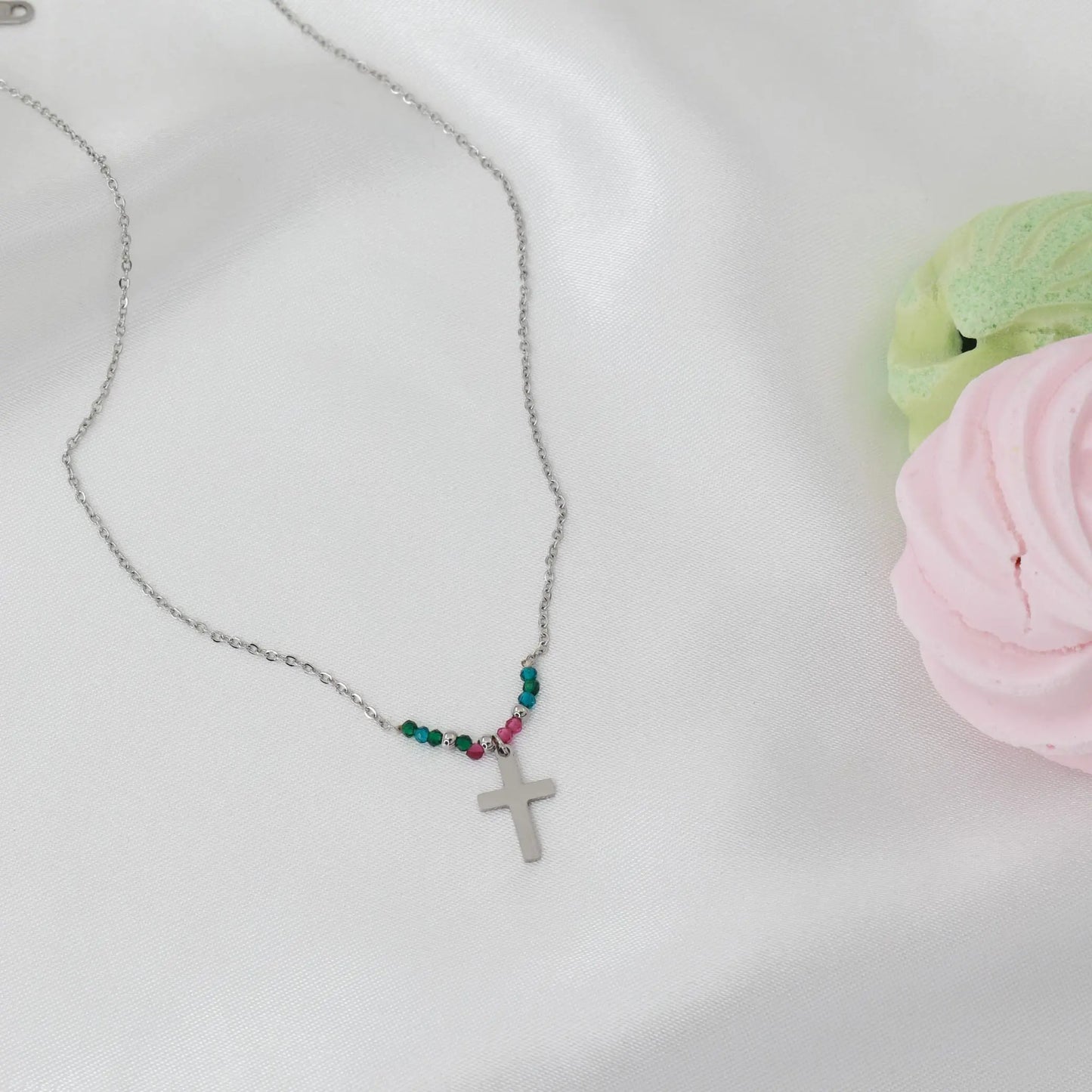 Κολιέ σταυρός με χάντρες Mar & Mar Rainbow Cross από ανοξείδωτο ατσάλι