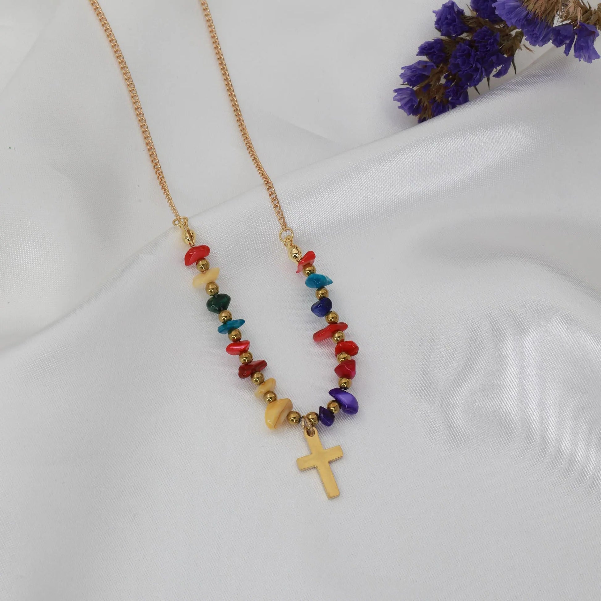 Κολιέ σταυρός με χάντρες Yubia Cross