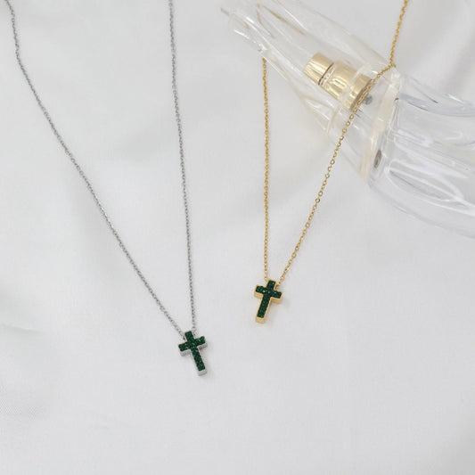 Κολιέ με σταυρό και πέτρες ζιργκόν Mar and Mar Virden Cross από ανοξείδωτο ατσάλι