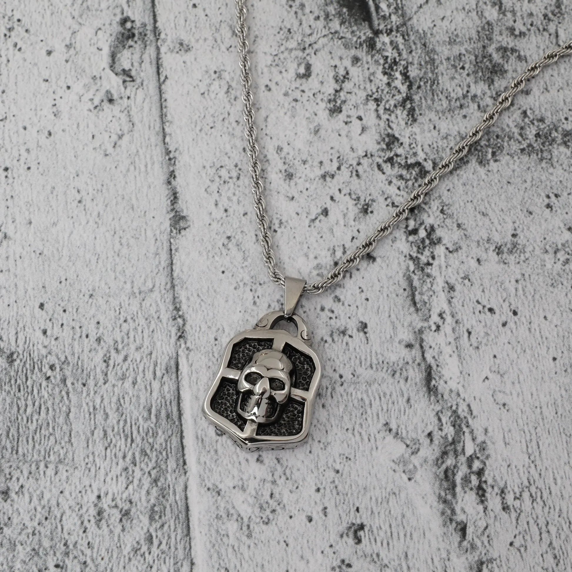 Ανδρικό Κολιέ νεκροκεφαλή Mar &amp; Mar Skull Tab II από ανοξείδωτο ατσάλι