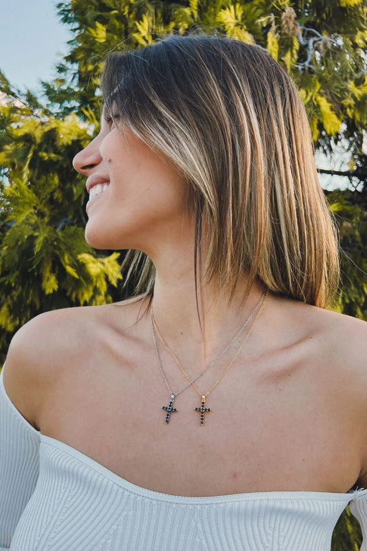 Κολιέ με σταυρό και πέτρες ζιργκόν Loxton Cross